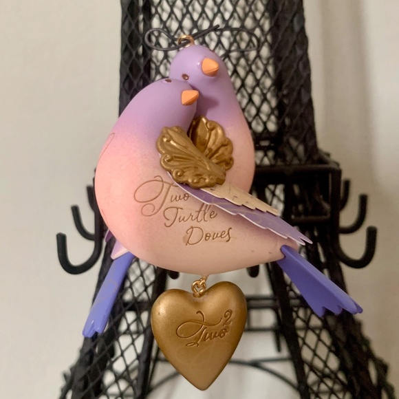 Hallmark 2012 Keepsake Two Turtle Doves - 12 Days Of Christmas - Picture 4 of 5